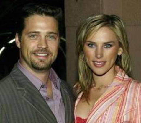 Naked Pd Jason Priestley And Naomi Lowde