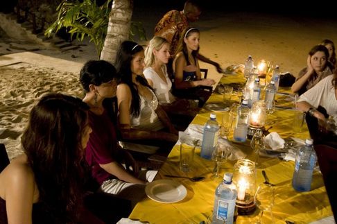 Finalistky České Miss 2009 romanticky povečeřely na hotelové pláži Coco beach Finalistky České Miss 2009 romanticky povečeřely na hotelové pláži Coco beach