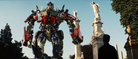 Transformers 2 - Pomsta poražených, Revenge of the Fallen