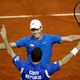 Èe¹tí tenisté Radek ©tìpánek a Tomá¹ Berdych v Chorvatsku slaví postup do finále Davis Cupu