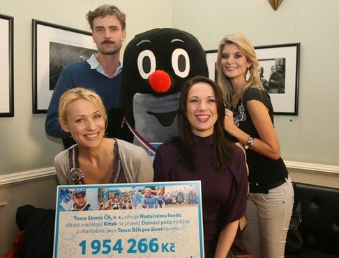 Tesco Běh pro život - Martina Šmuková, Iveta Lutovská, Tereza Kostková a Roman Zach Tesco Běh pro život - Martina Šmuková, Iveta Lutovská, Tereza Kostková a Roman Zach
