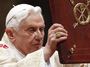 Zradil jsem papeže, abych očistil církev, říká komorník